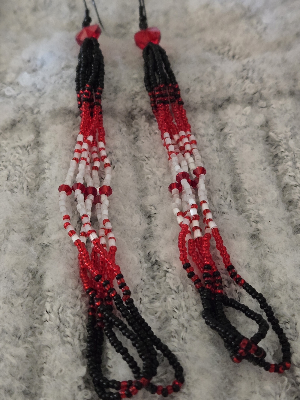 Handmade Red, White & Black Beaded Dangle Earrings With Mini Hearts - Picture 5 of 5